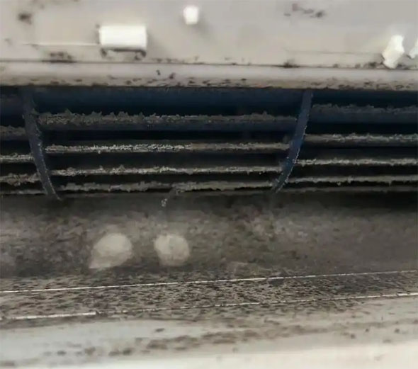 陕西空调吹的风有股烧焦味是怎么回事